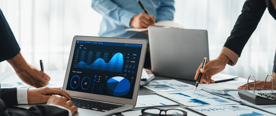 8 Major Pros and Cons of a Digital Marketing Career