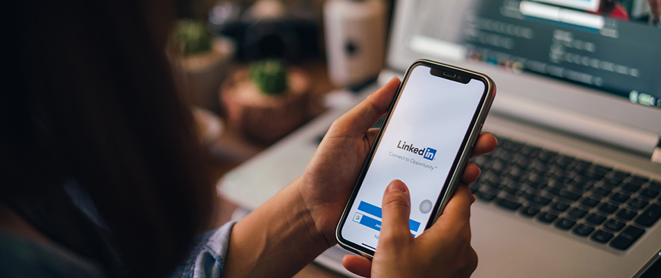 How to Use LinkedIn for Business Marketing: Tips and Strategies