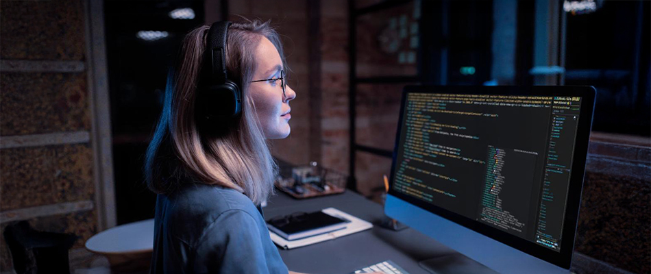 Applied Python for Data Applications